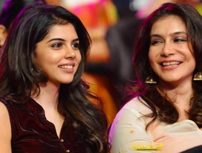 Director Priyadarshan's Daughter May Turn a Heroine Director Priyadarshan's Daughter May Turn a Heroine