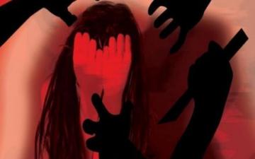 15-year-old raped by cabbie in the back of her house - Daily news 15-year-old raped by cabbie in the back of her house - Daily news