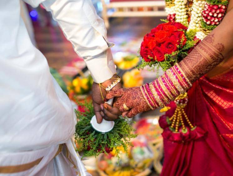 Coronavirus survivor's wedding recreated by medical staff in Bengal