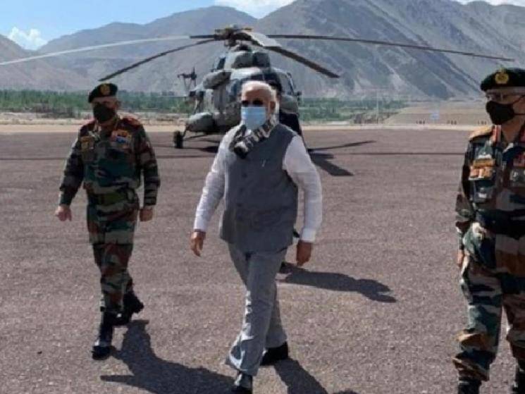 Prime Minister Modi makes surprise visit to Ladakh & addresses soldiers along LAC!