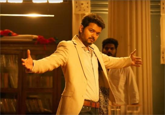 Thalapathy Vijay in Sarkar