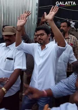 Vijay At Sarkar Shooting Spot