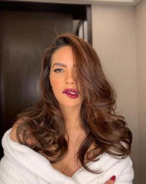 Esha Gupta Esha Gupta