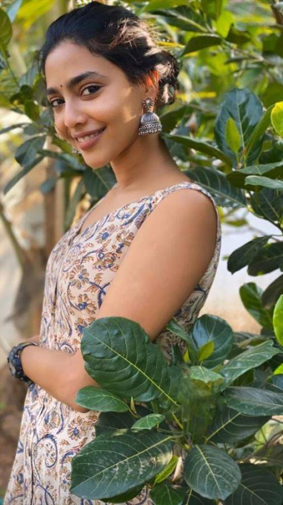 Aishwarya Lekshmi - Photos Stills Images Aishwarya Lekshmi - Photos Stills Images