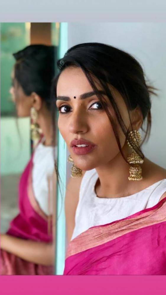 Akshara Gowda - Photos Stills Images Akshara Gowda - Photos Stills Images