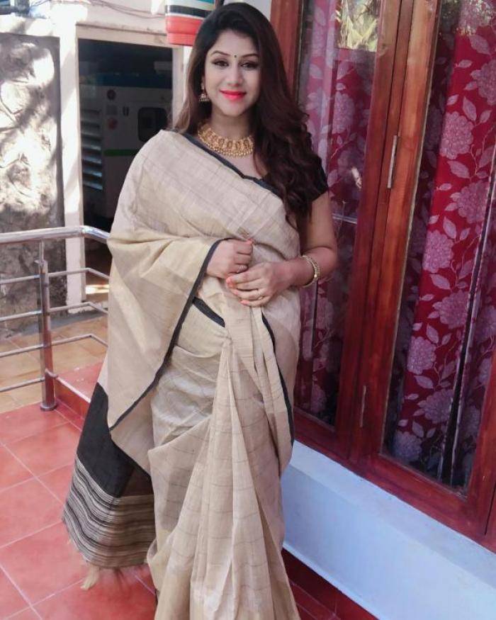 Alya Manasa - Photos Stills Images Alya Manasa - Photos Stills Images