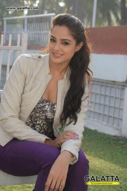 Asmitha Sood - Photos Stills Images Asmitha Sood - Photos Stills Images