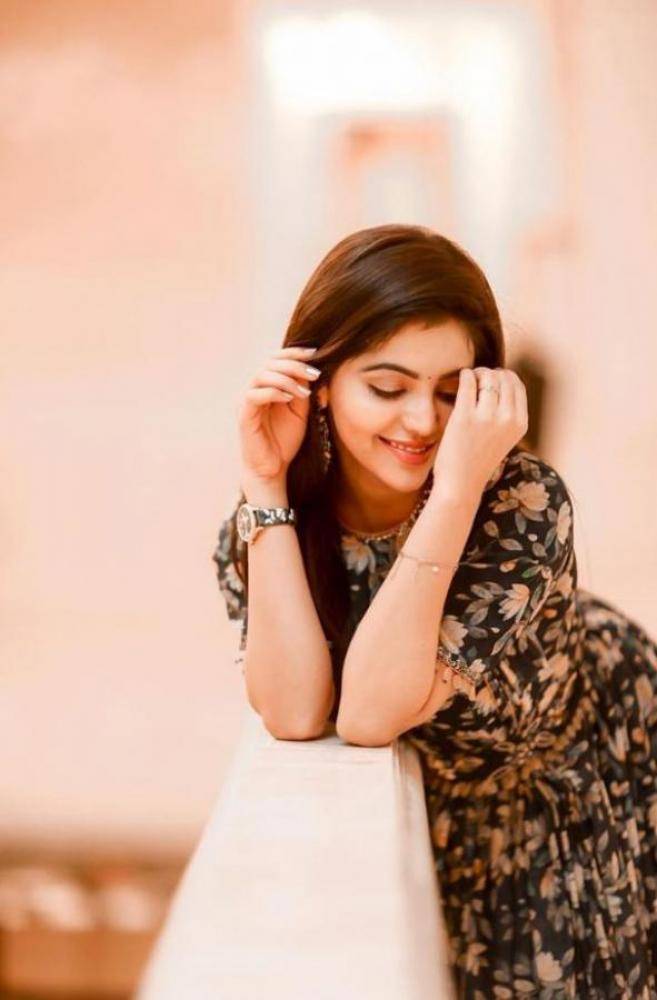 Athulya Ravi - Photos Stills Images Athulya Ravi - Photos Stills Images