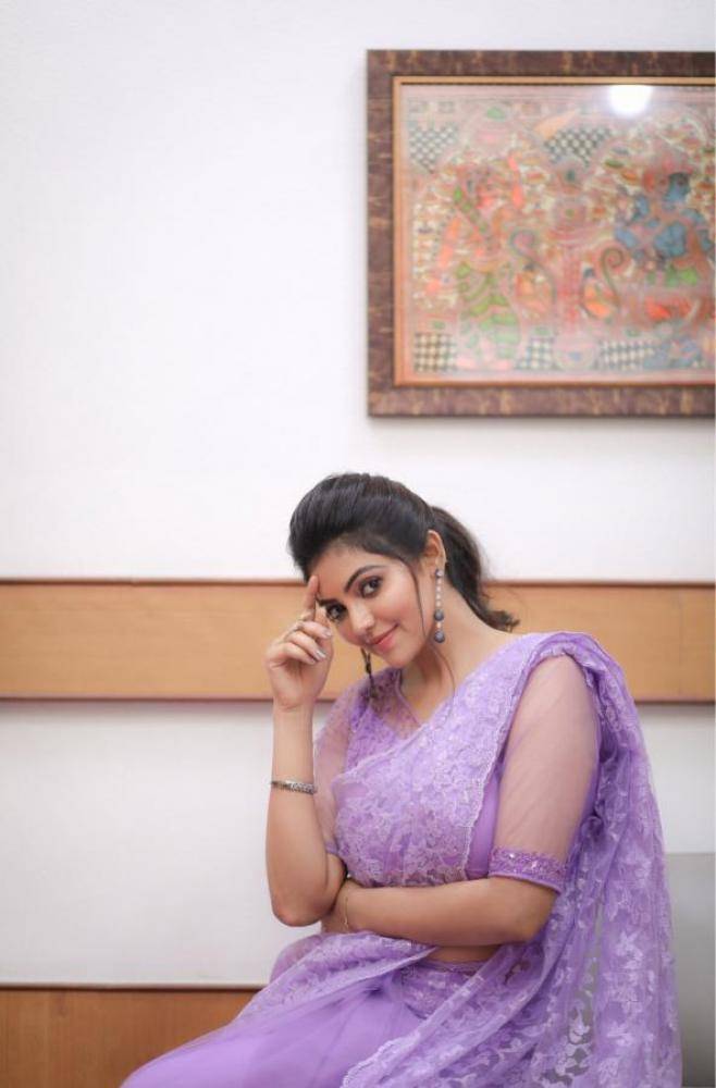 Athulya Ravi - Photos Stills Images Athulya Ravi - Photos Stills Images