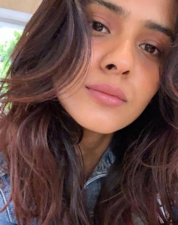 Heebah Patel - Photos Stills Images Heebah Patel - Photos Stills Images