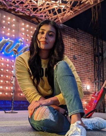 Heebah Patel - Photos Stills Images Heebah Patel - Photos Stills Images