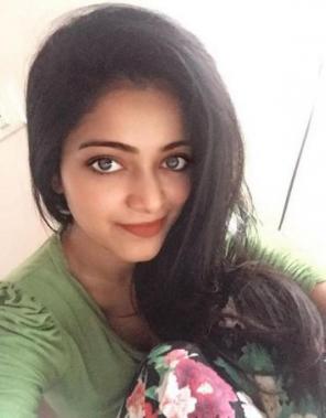 Janani Iyer Janani Iyer