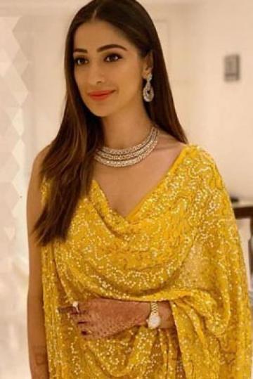 Raai Laxmi - Photos Stills Images Raai Laxmi - Photos Stills Images