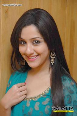 Mallika Kapoor - Photos Stills Images Mallika Kapoor - Photos Stills Images