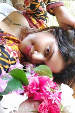 Manisha Yadav - Photos Stills Images Manisha Yadav - Photos Stills Images