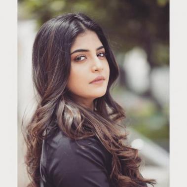 Manjima Mohan - Photos Stills Images Manjima Mohan - Photos Stills Images