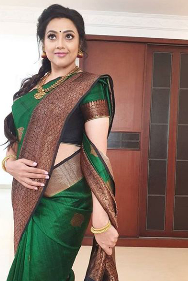 Meena Tamil Actress Photos Images And Stills For Free Galatta