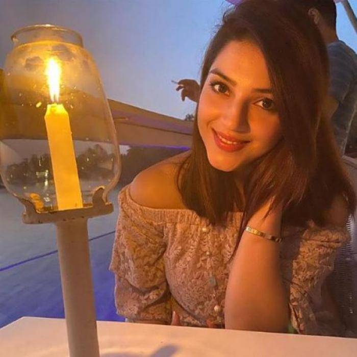 Mehreen Pirzada - Photos Stills Images Mehreen Pirzada - Photos Stills Images