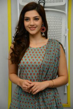 Mehreen Pirzada Mehreen Pirzada