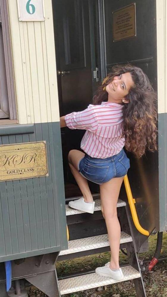 Mithila Palkar - Photos Stills Images Mithila Palkar - Photos Stills Images