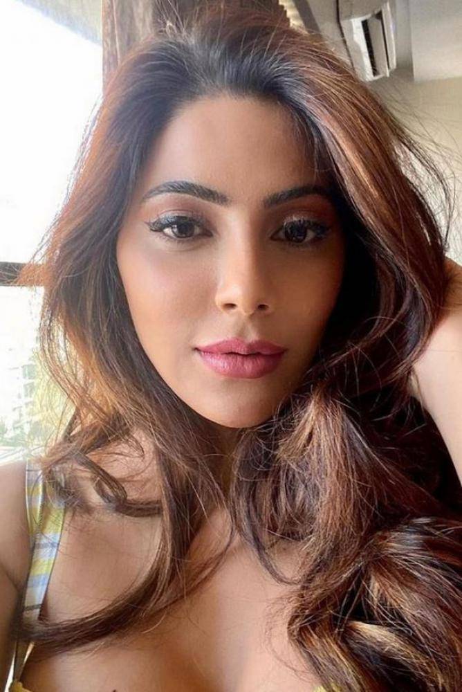 Nikki Tamboli - Photos Stills Images Nikki Tamboli - Photos Stills Images