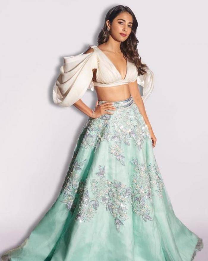 Pooja hegde - Photos Stills Images Pooja hegde - Photos Stills Images
