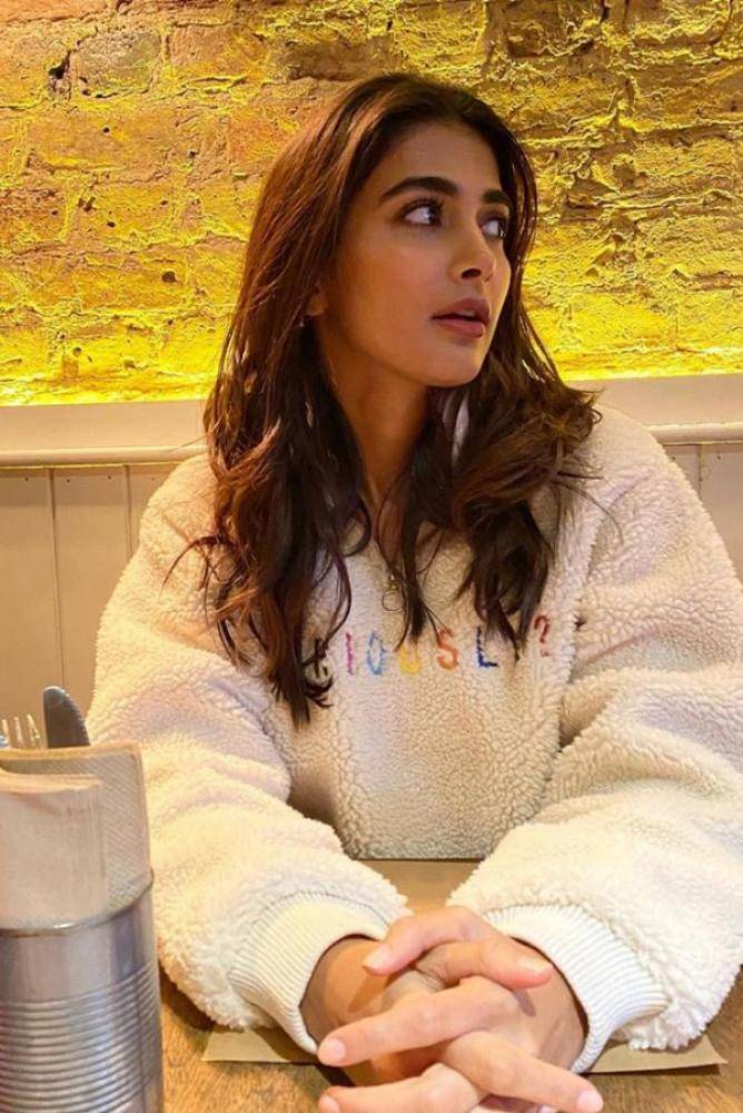 Pooja hegde - Photos Stills Images Pooja hegde - Photos Stills Images