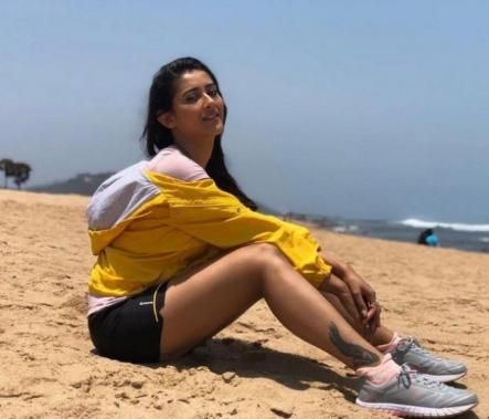 Pooja Jhaveri Pooja Jhaveri