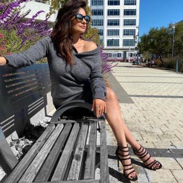 Pooja Kumar - Photos Stills Images Pooja Kumar - Photos Stills Images