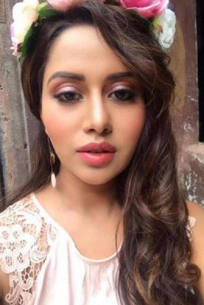 Raiza Wilson - Photos Stills Images Raiza Wilson - Photos Stills Images