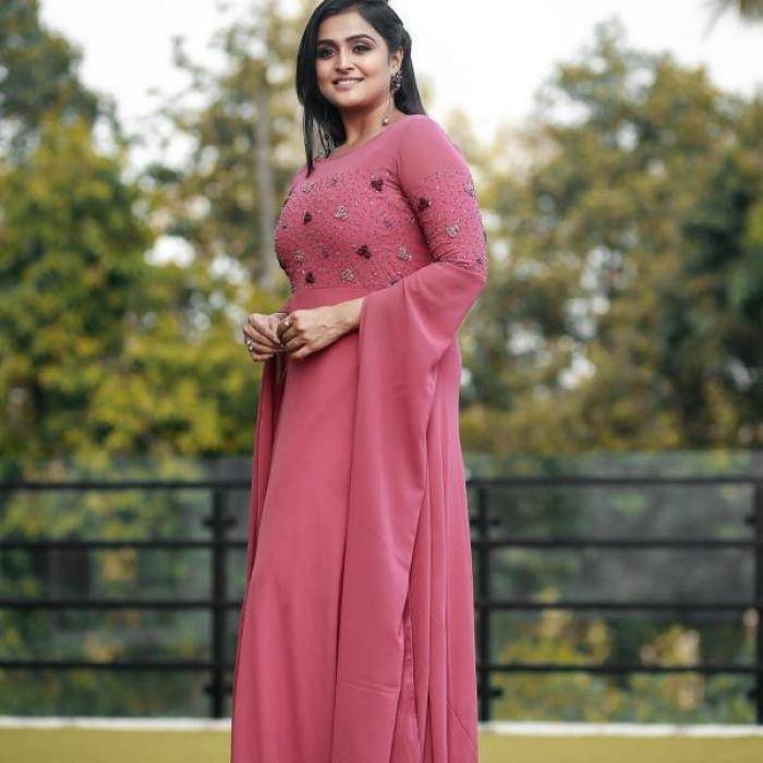Remya Nambeesan - Photos Stills Images Remya Nambeesan - Photos Stills Images
