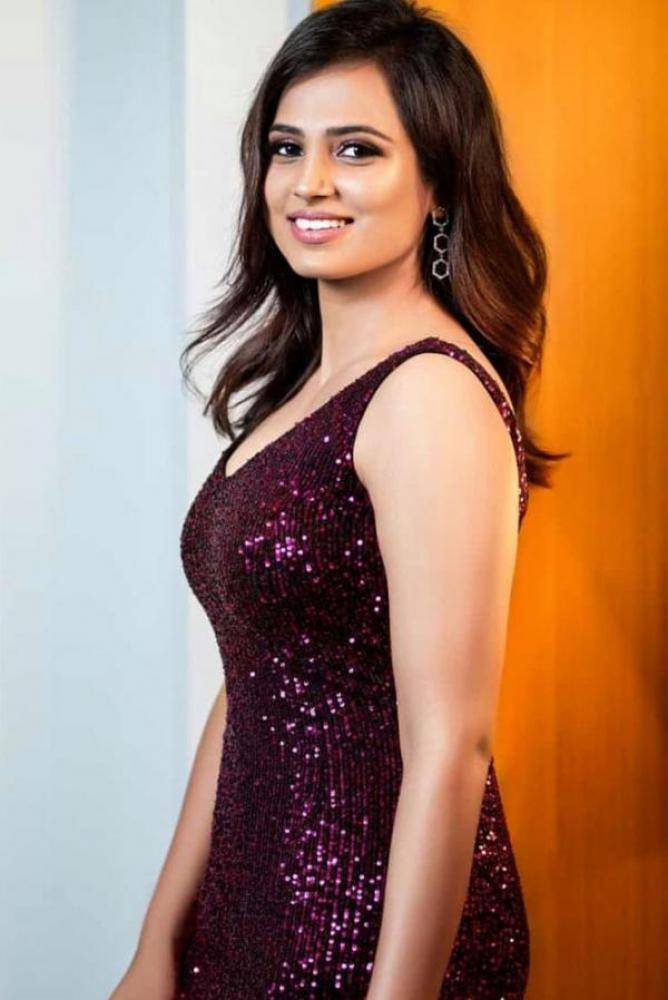 Ramya Pandian - Photos Stills Images Ramya Pandian - Photos Stills Images