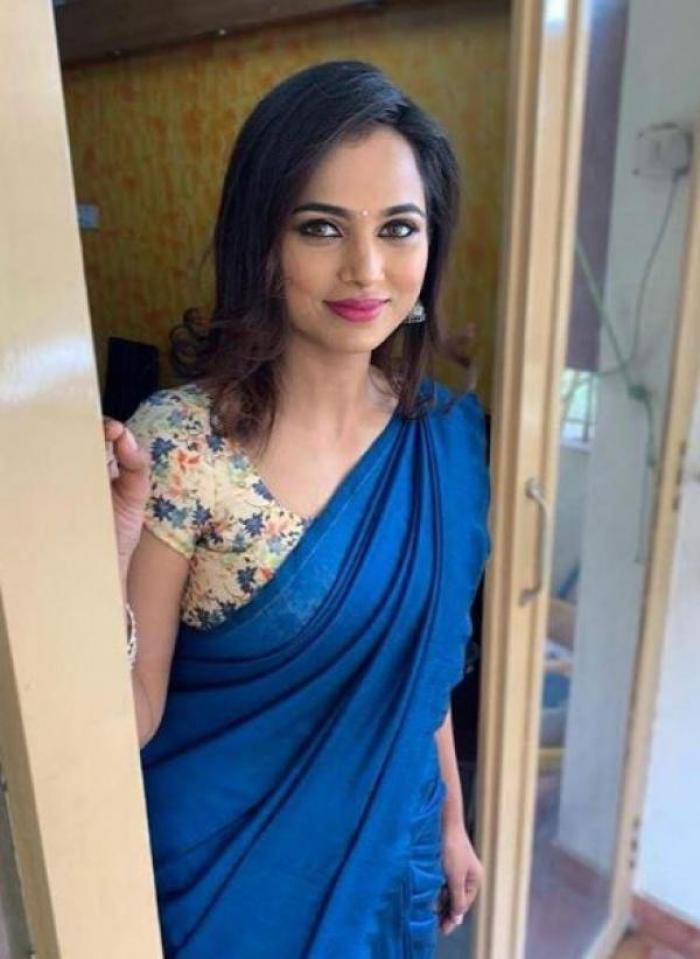 Ramya Pandian - Photos Stills Images Ramya Pandian - Photos Stills Images