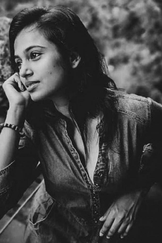 Ramya Pandian - Photos Stills Images Ramya Pandian - Photos Stills Images