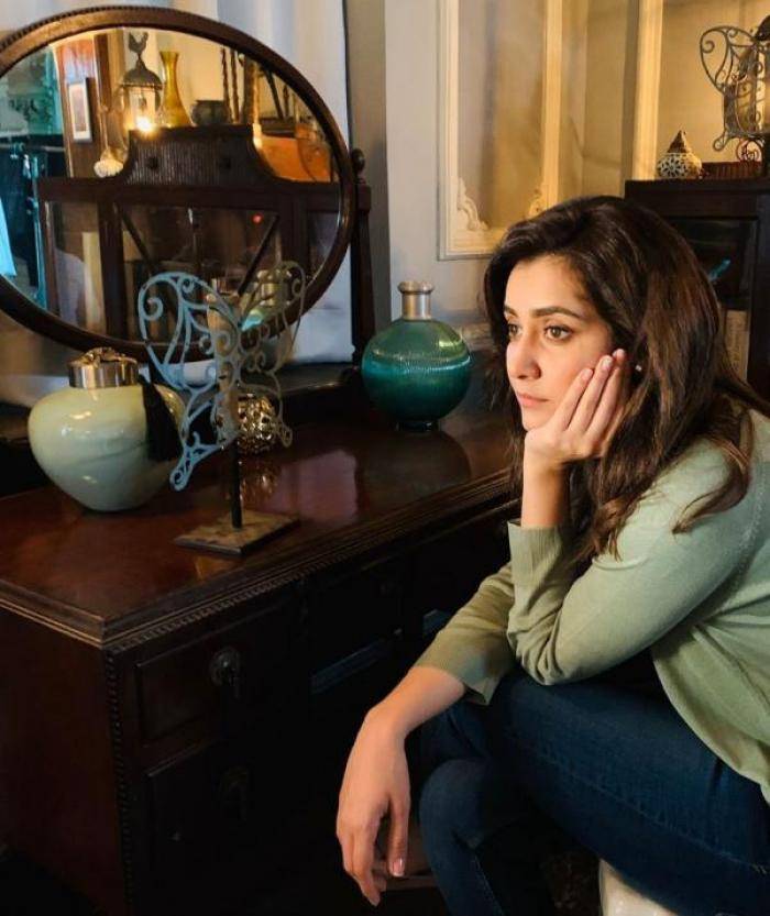 Rashi Khanna - Photos Stills Images Rashi Khanna - Photos Stills Images