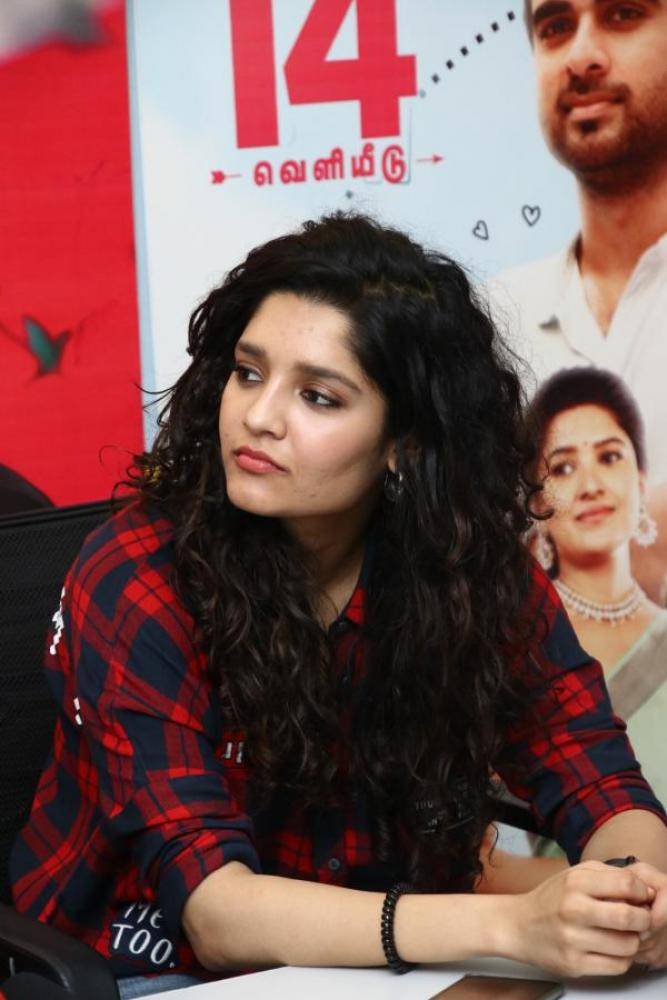 Ritika Singh - Photos Stills Images Ritika Singh - Photos Stills Images