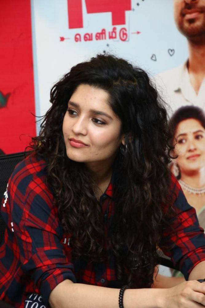 Ritika Singh - Photos Stills Images Ritika Singh - Photos Stills Images
