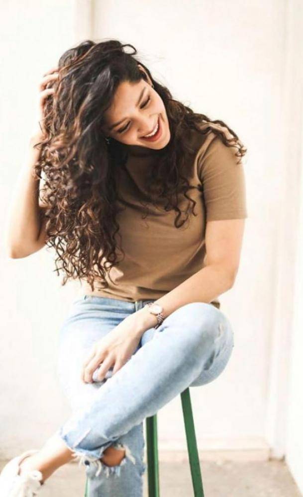Ritika Singh - Photos Stills Images Ritika Singh - Photos Stills Images