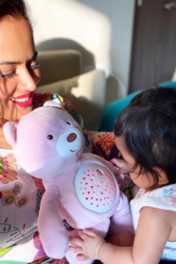 Sameera Reddy - Photos Stills Images Sameera Reddy - Photos Stills Images