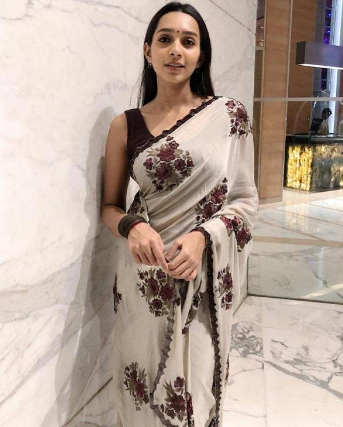 Sanchana Natarajan - Photos Stills Images Sanchana Natarajan - Photos Stills Images