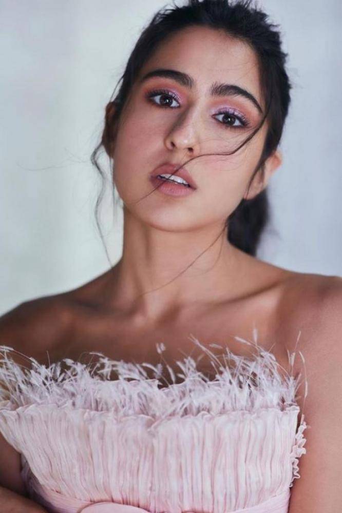 Sara Ali Khan - Photos Stills Images Sara Ali Khan - Photos Stills Images