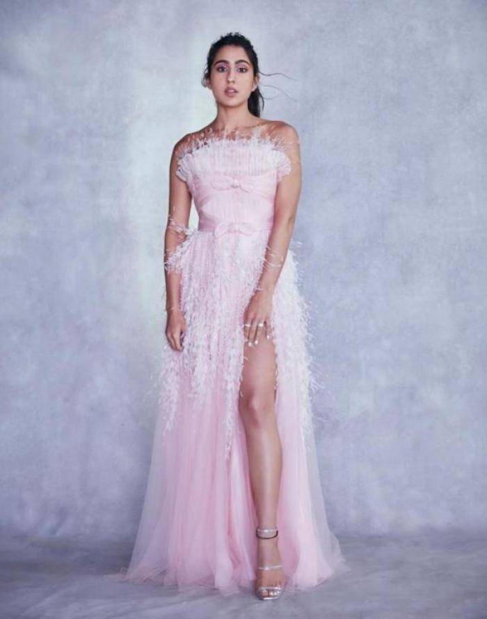 Sara Ali Khan - Photos Stills Images Sara Ali Khan - Photos Stills Images