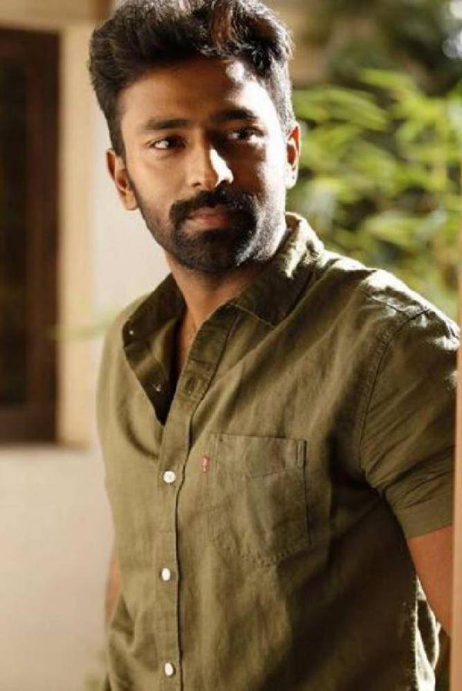 Shanthnu Bhagyaraj - Photos Stills Images Shanthnu Bhagyaraj - Photos Stills Images