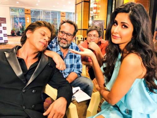 Shah Rukh Khan, Katrina Kaif and Aanand L Rai at Zero shooting spot