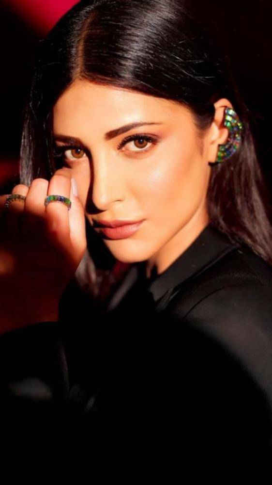 Shruti Haasan - Photos Stills Images Shruti Haasan - Photos Stills Images
