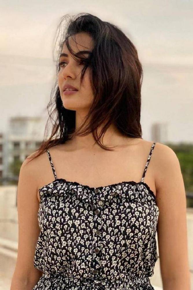 Sonal Chauhan - Photos Stills Images Sonal Chauhan - Photos Stills Images