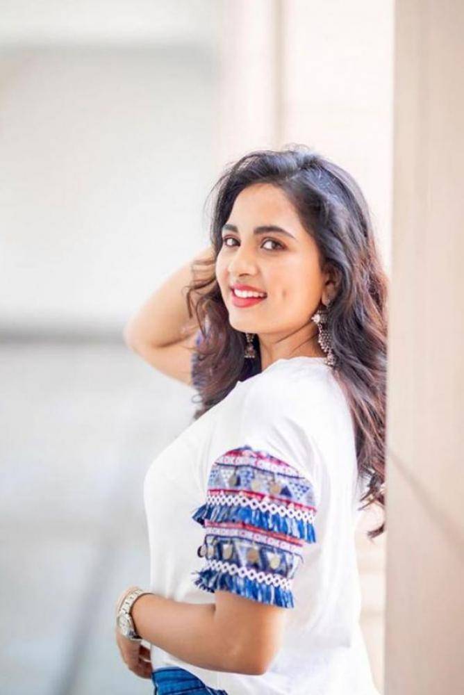 Srushti Dange - Photos Stills Images Srushti Dange - Photos Stills Images
