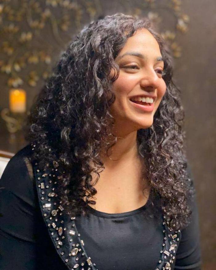 Nithya Menon - Photos Stills Images Nithya Menon - Photos Stills Images