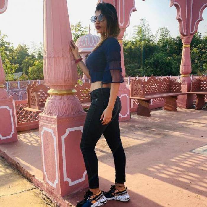 Yashika Aannand - Photos Stills Images Yashika Aannand - Photos Stills Images