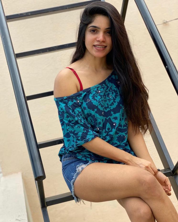 Bachelor Actress Divya Bharathi Viral Yoga Pictures